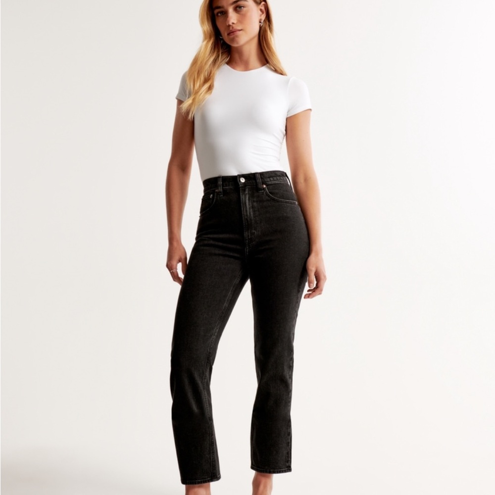 Abercrombie & Fitch Black The Ankle Straight Ultra High Rise Jeans New with Tags